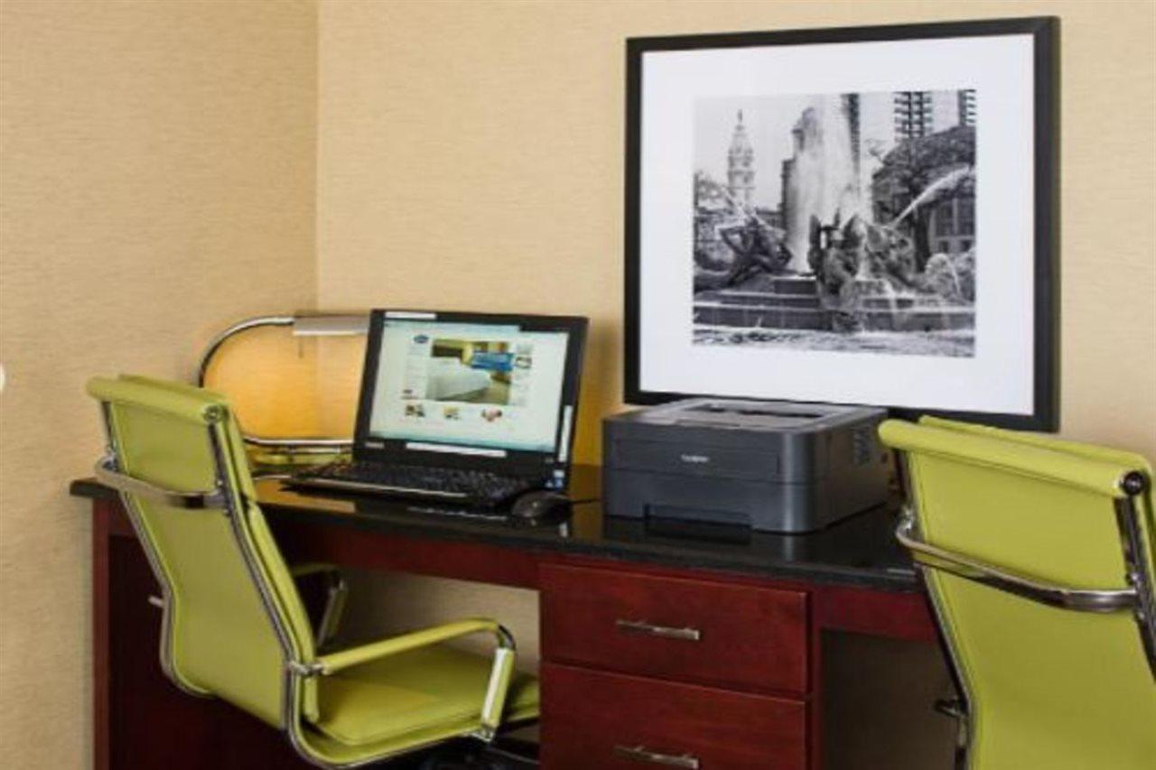 Hampton Inn Philadelphia/Willow Grove Eksteriør bilde